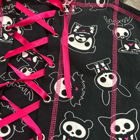 Skelanimals Crop Lace Up Tank - Picture 6 of 14